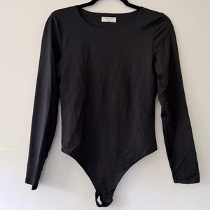 Babaton Aritzia Contour Crew Black Double layer Bodysuit Thong Flattering Basic